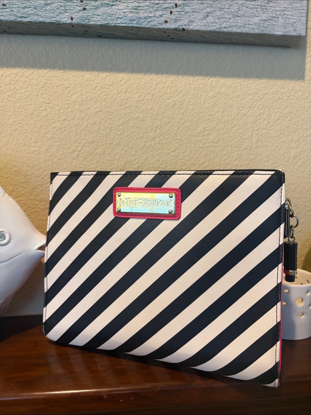Betsey Johnson Black & White Diagonal Stripe Pouch with Pink Trim - Picture 9 of 9